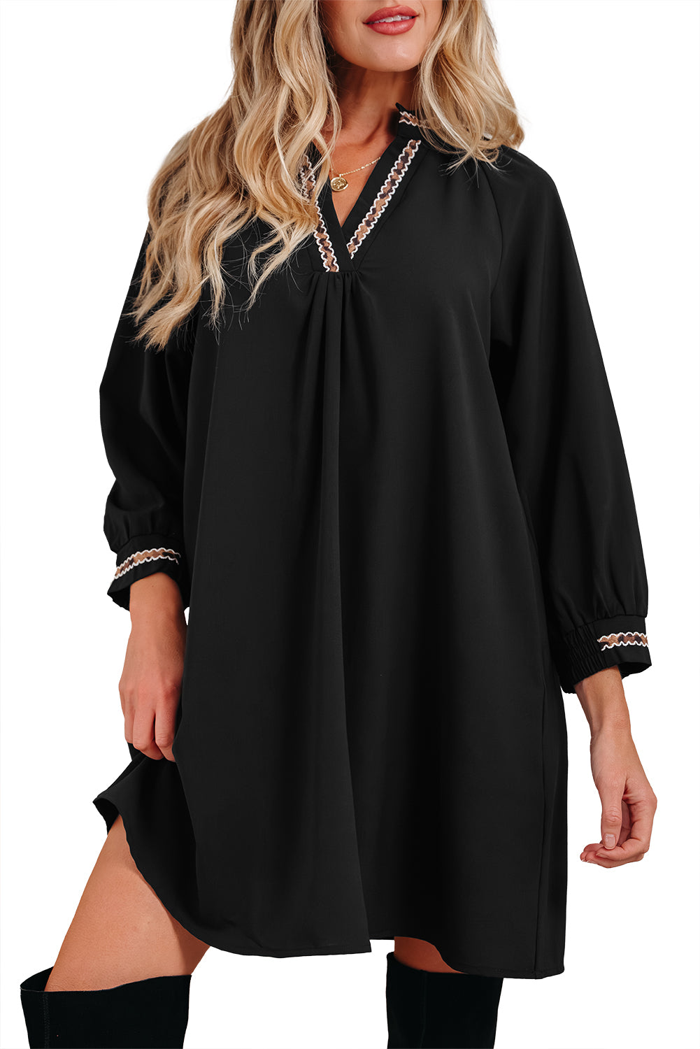 Contrast Trim V Neck Bracelet Sleeve Shift Mini Dress