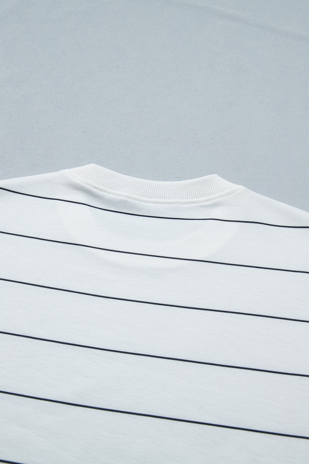 White Stripe Half Sleeve Tee Drawstring Shorts 2pcs Set