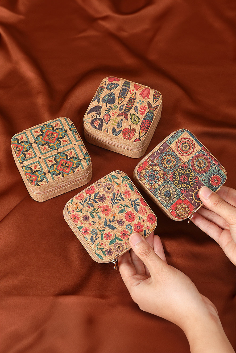Retro Floral Print Portable Square Jewelry Box