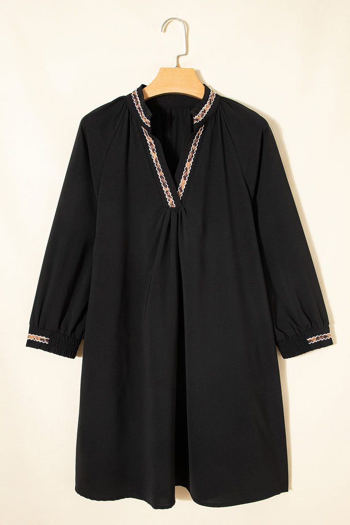 Contrast Trim V Neck Bracelet Sleeve Shift Mini Dress