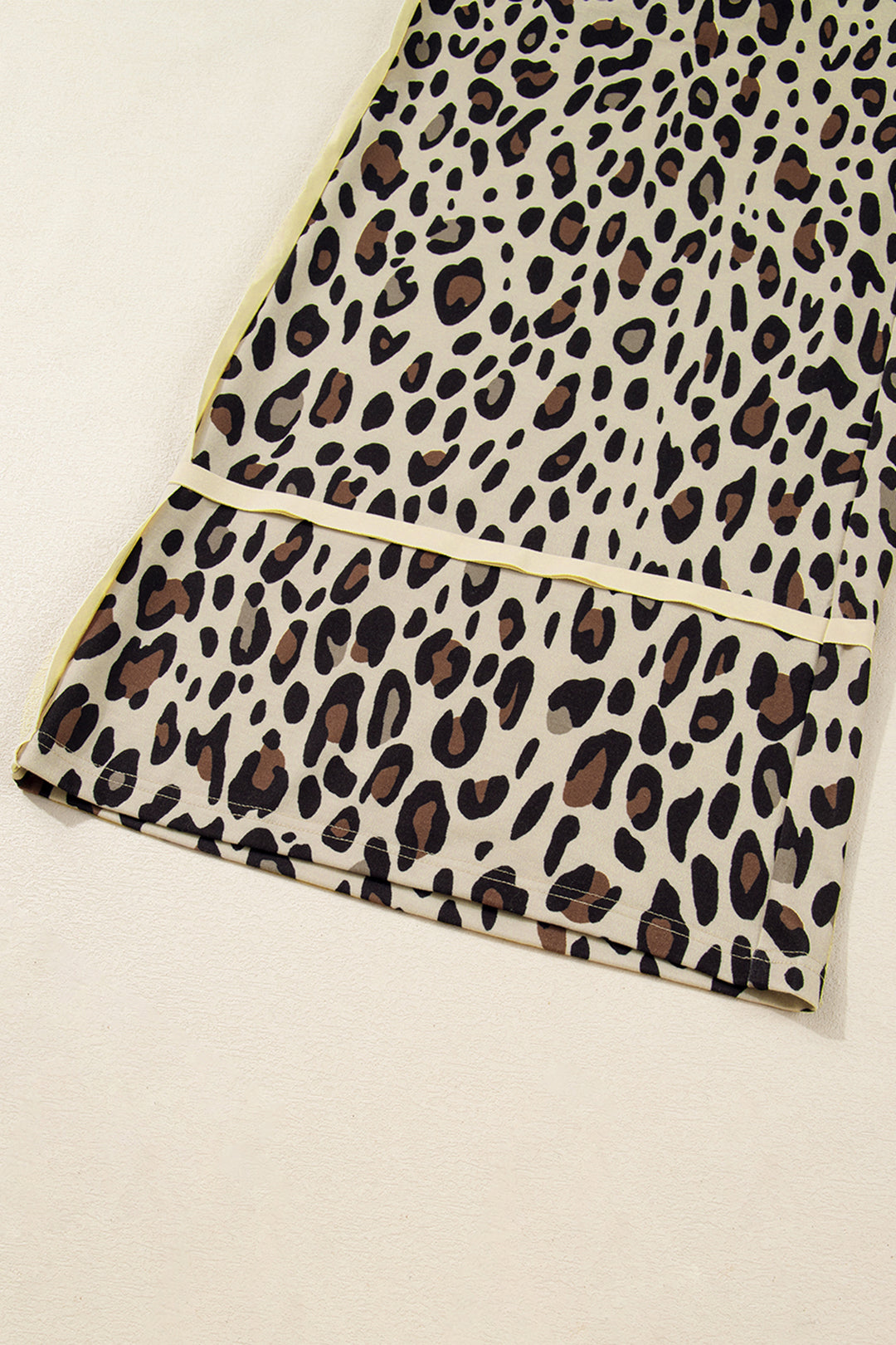 Khaki Exposed Seam Patched Pocket Plus Size Drawstring Leopard Wide Leg Pants