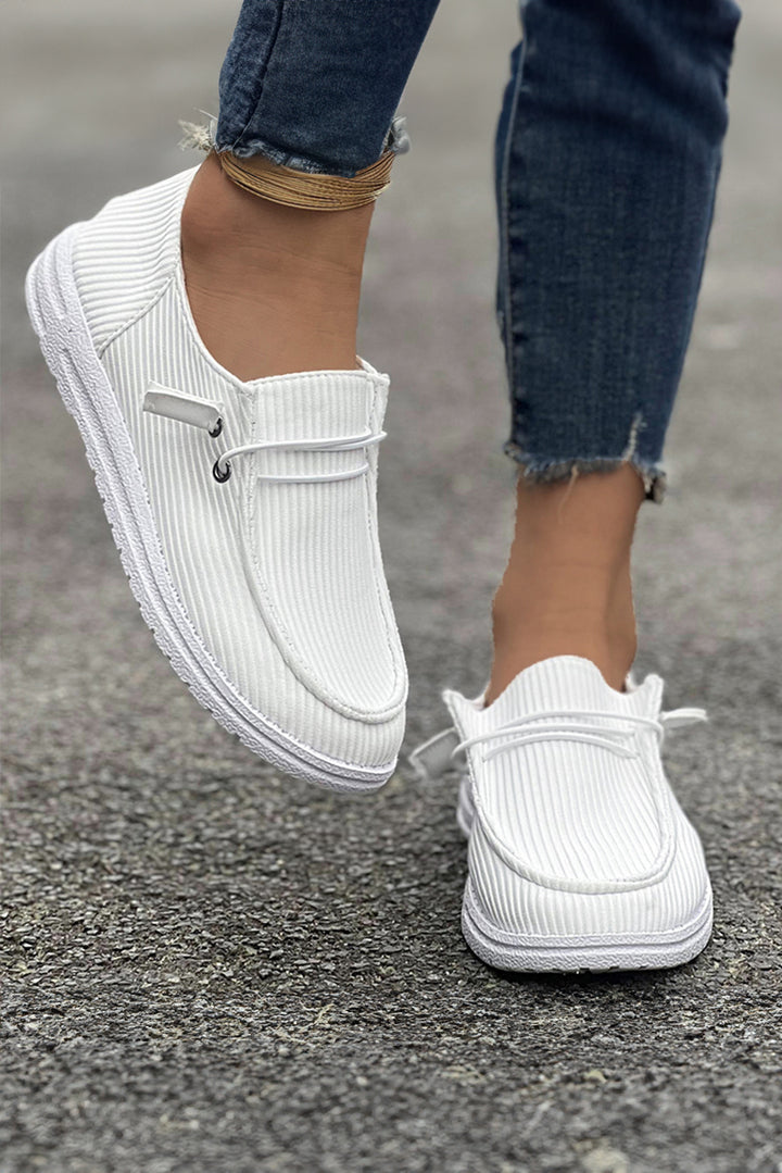 Slipper mit geripptem Schnürdekor