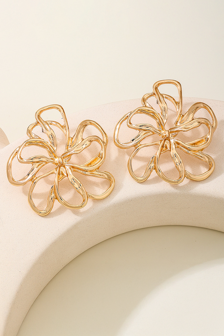 Boucles d'oreilles tendance en alliage plaqué en forme de fleur
