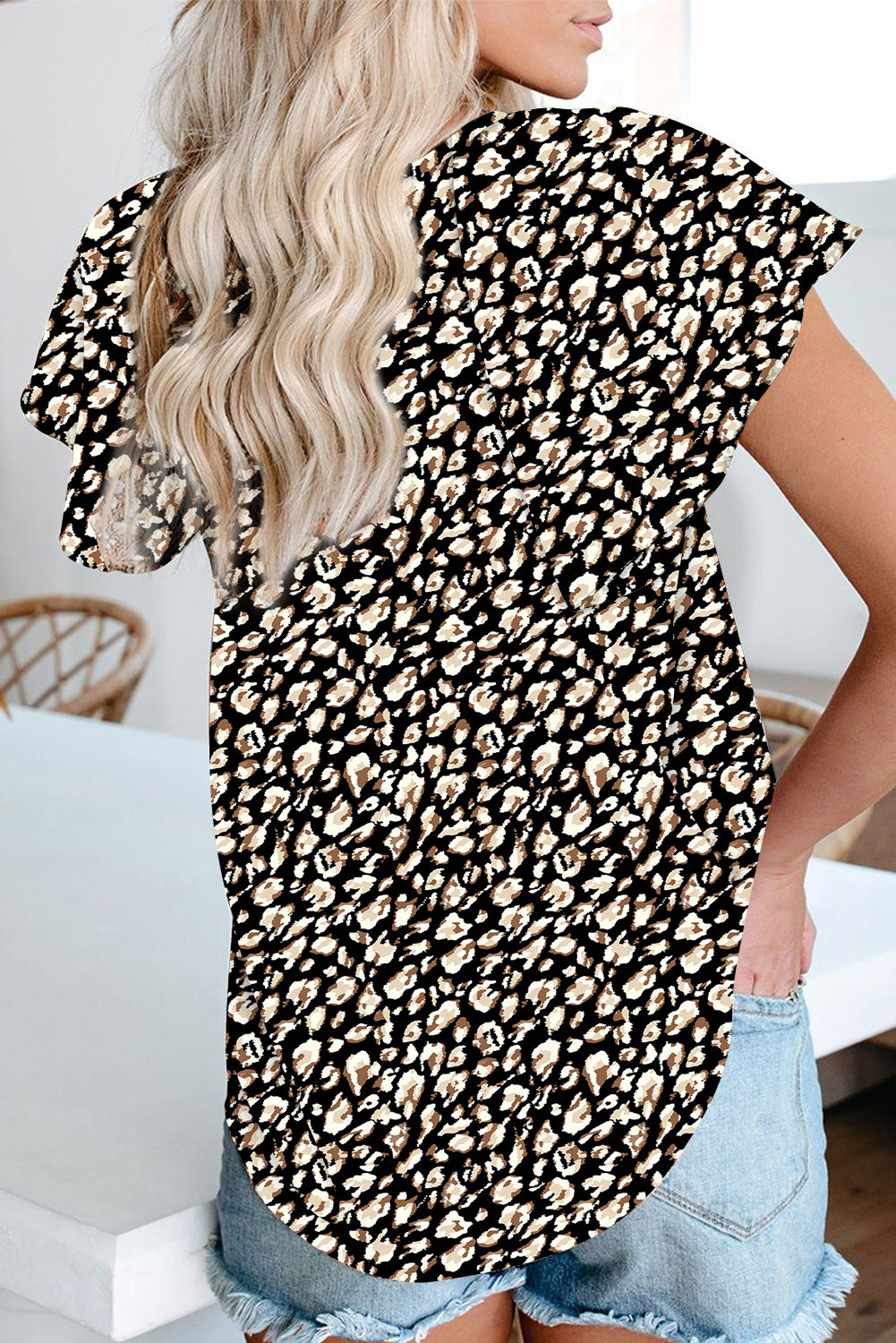 Black V-neck Short Sleeve Fashion Print Fantasy Fluttering Blouse