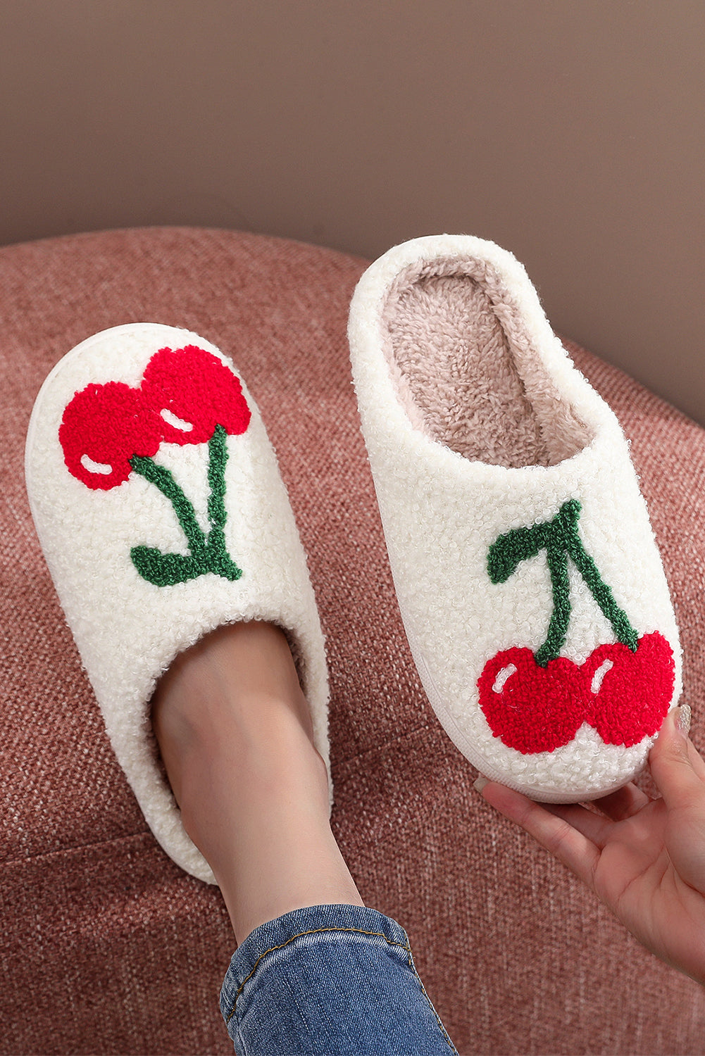 Chaussons d'hiver en peluche à motif de cerises et de fruits mignons