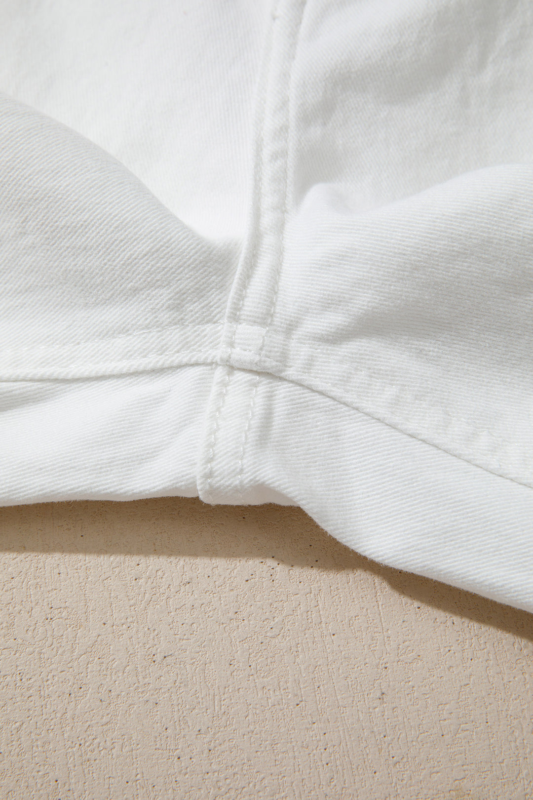 White Solid Color Loose Casual Jeans