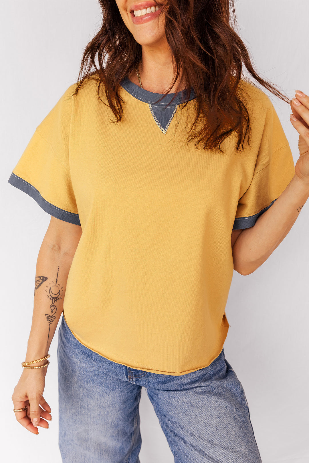 Contrast Trim Raw Hemline Short Sleeve Loose Top