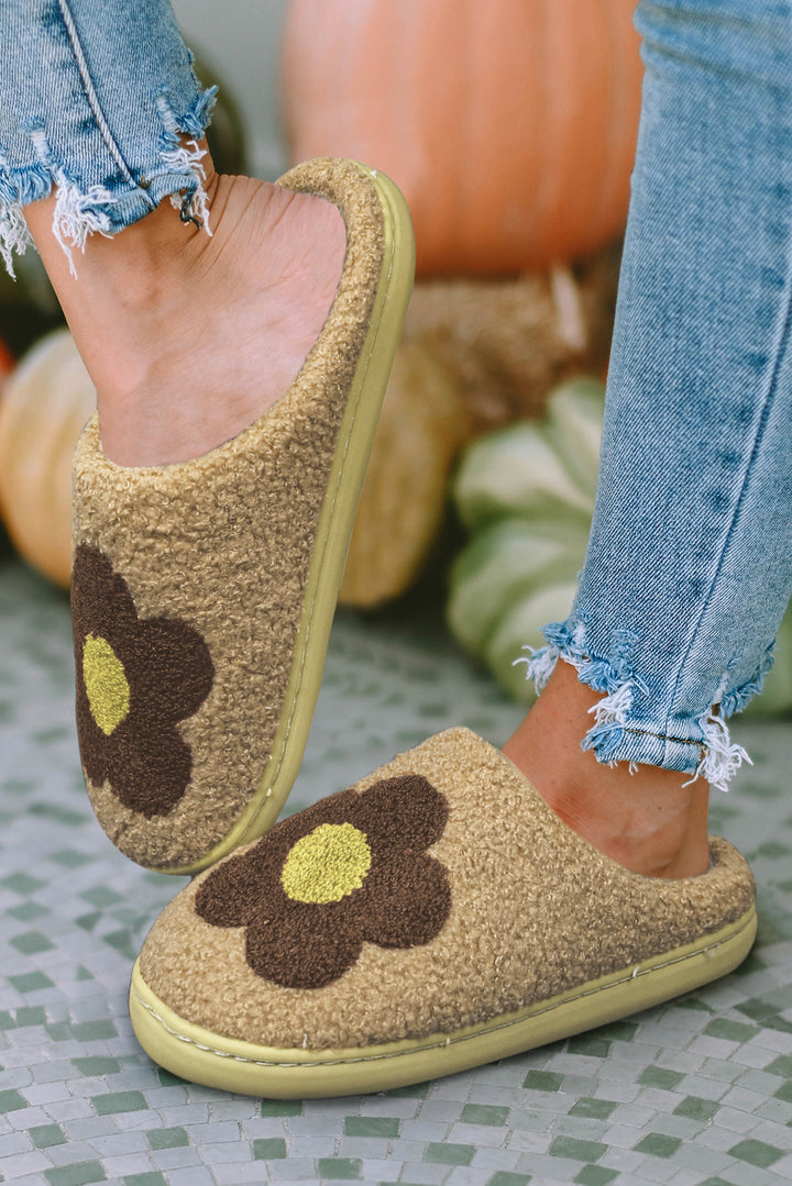 Fuzzy Flower Pattern Homewear Slippers
