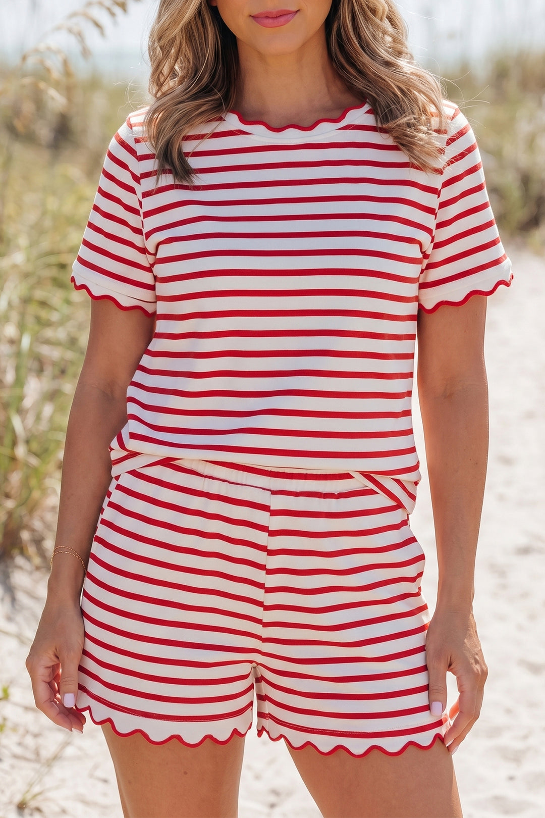 Cute Red Stripe Scallop Trim Casual Top 2pcs Short Set