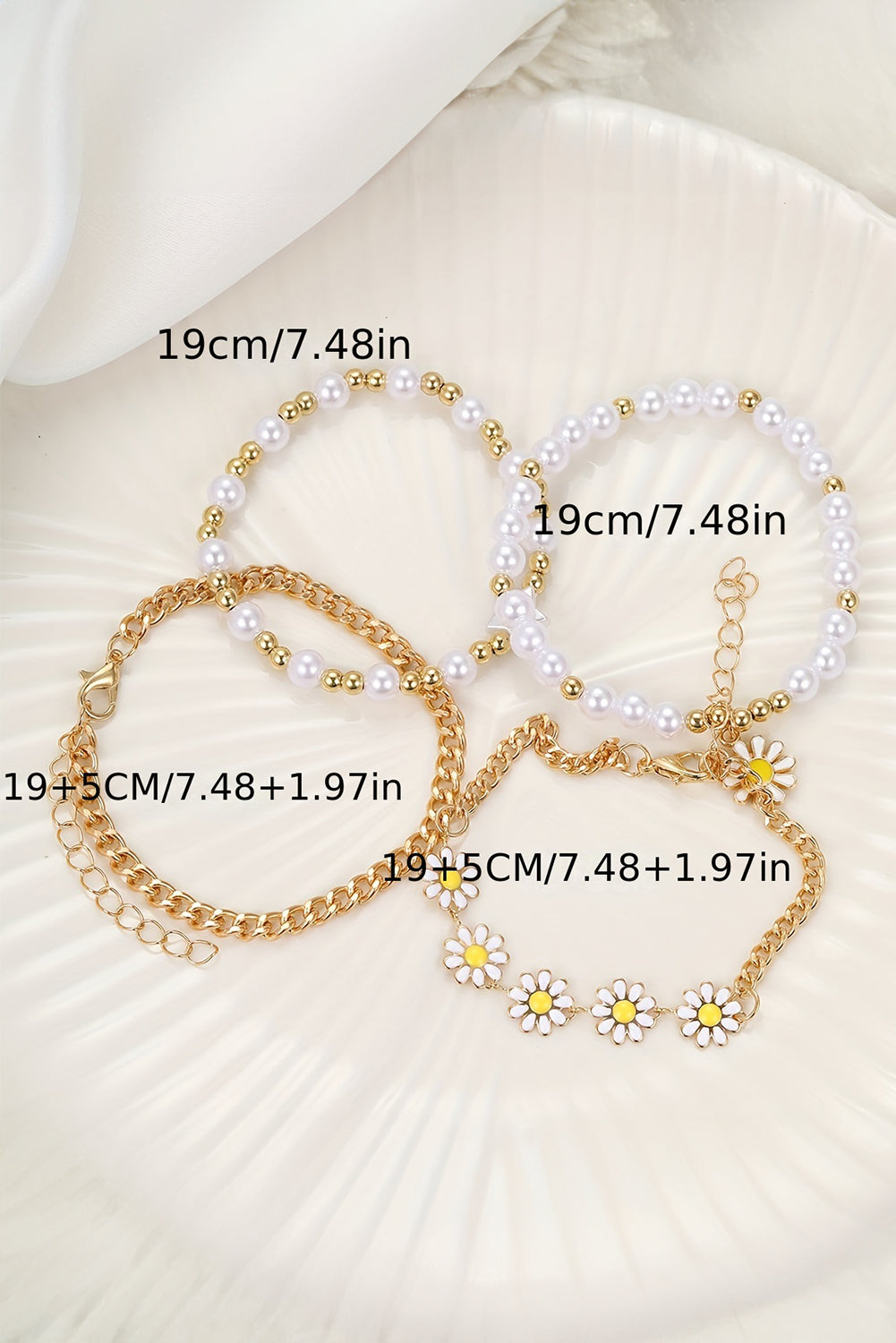 4pcs Daisy Pearl Beaded Chain Bracelet Set