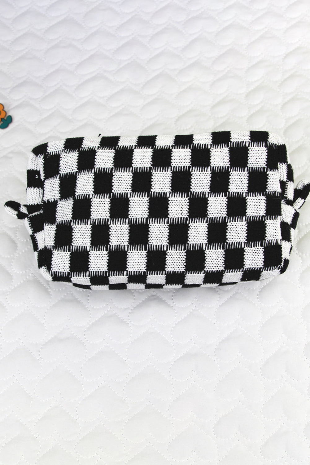Checkered Knitted Zipper Makeup Bag