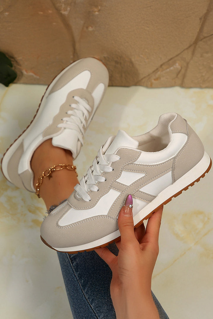 Schnür-Sneakers aus PU-Leder in Farbblock-Optik