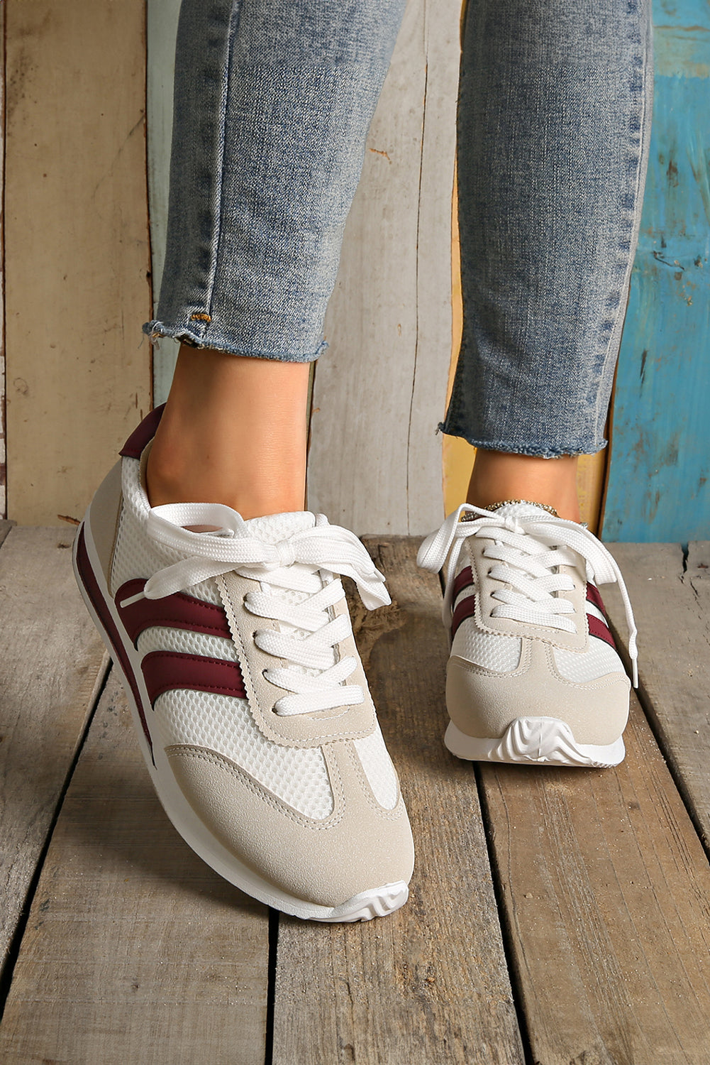 Color Block Patchwork Breathable Lace-up Sneakers