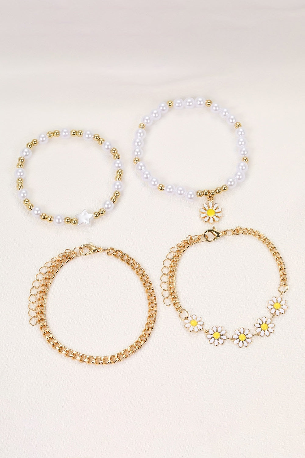 4pcs Daisy Pearl Beaded Chain Bracelet Set