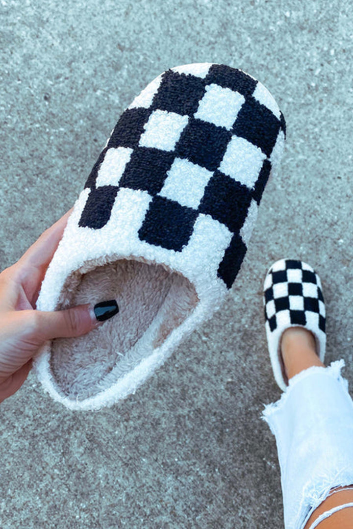Checkered Print Fuzzy Slip On Winter Slippers