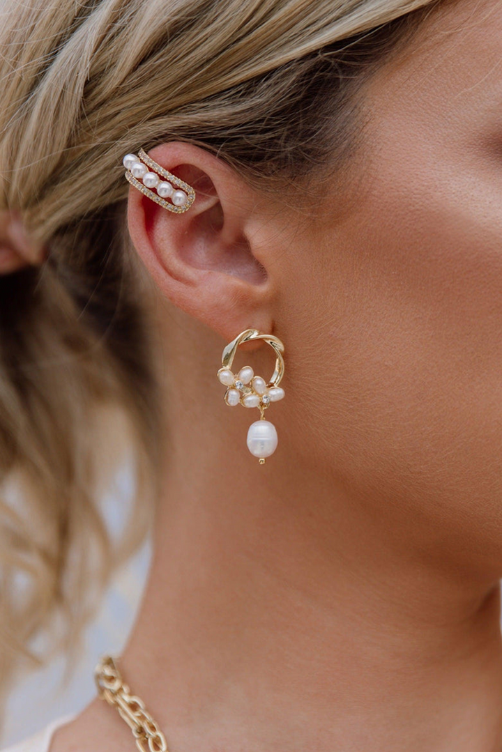 Plated Hoop Pearl Casual Wear Stud Earring
