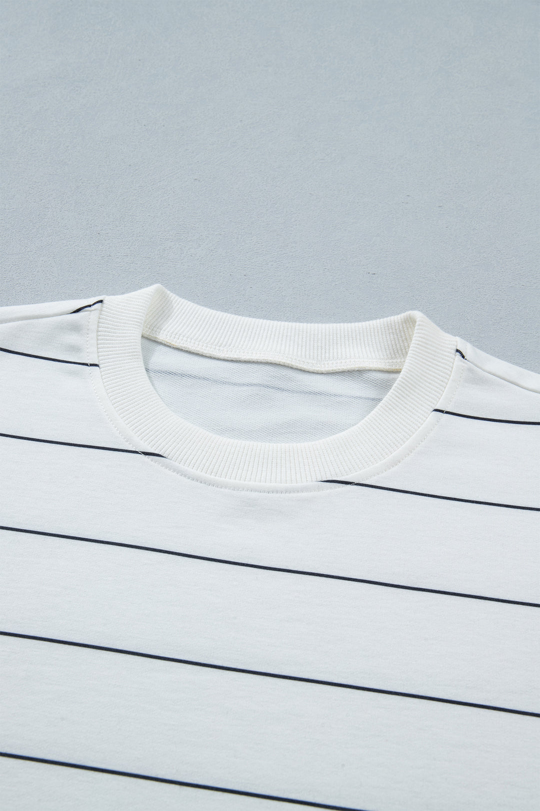 White Stripe Half Sleeve Tee Drawstring Shorts 2pcs Set