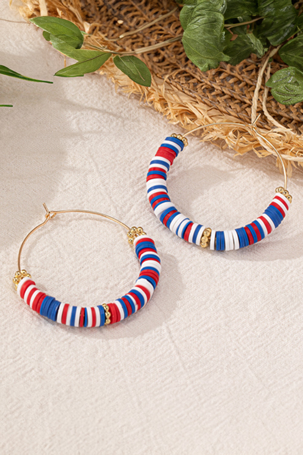Boucles d'oreilles créoles à perles inspirées du drapeau américain