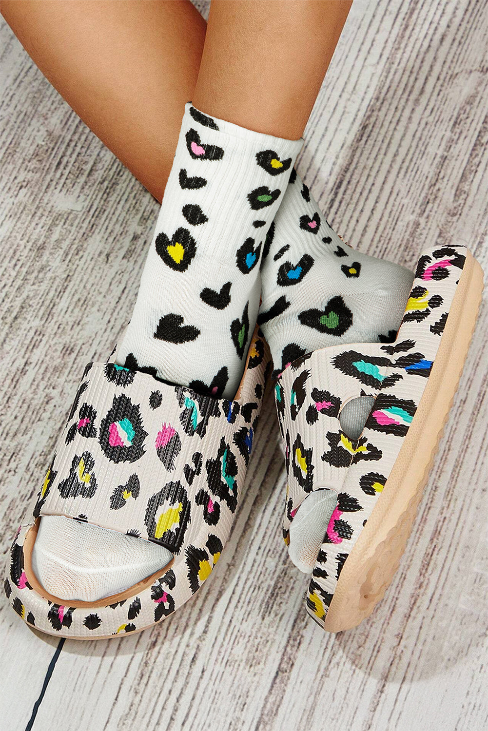 Chaussettes souples à bords côtelés et imprimé léopard