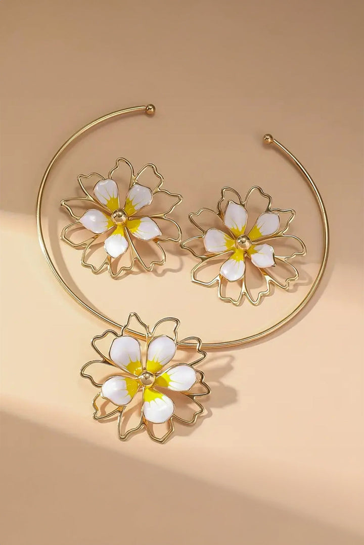 Hollow Out Flower Shape Plated Earrings and Choker Set