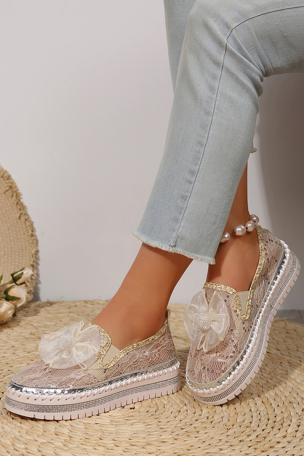 Atmungsaktive Loafer mit glänzender Schleife und Spitze