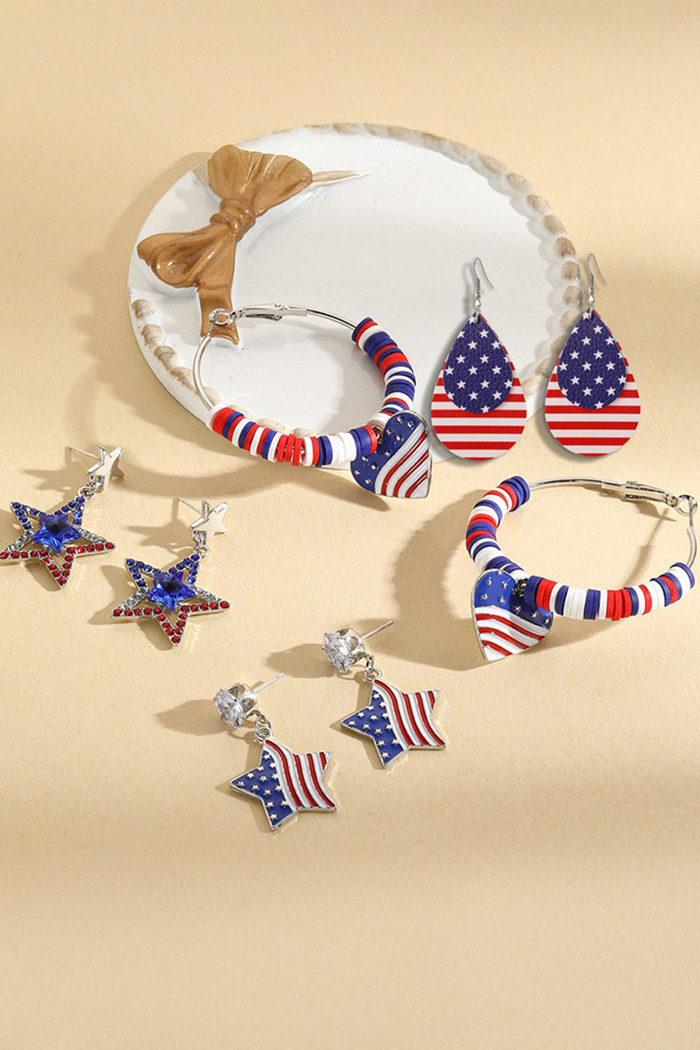 Boucles d'oreilles créoles à perles avec pendentif en forme de cœur et drapeau américain