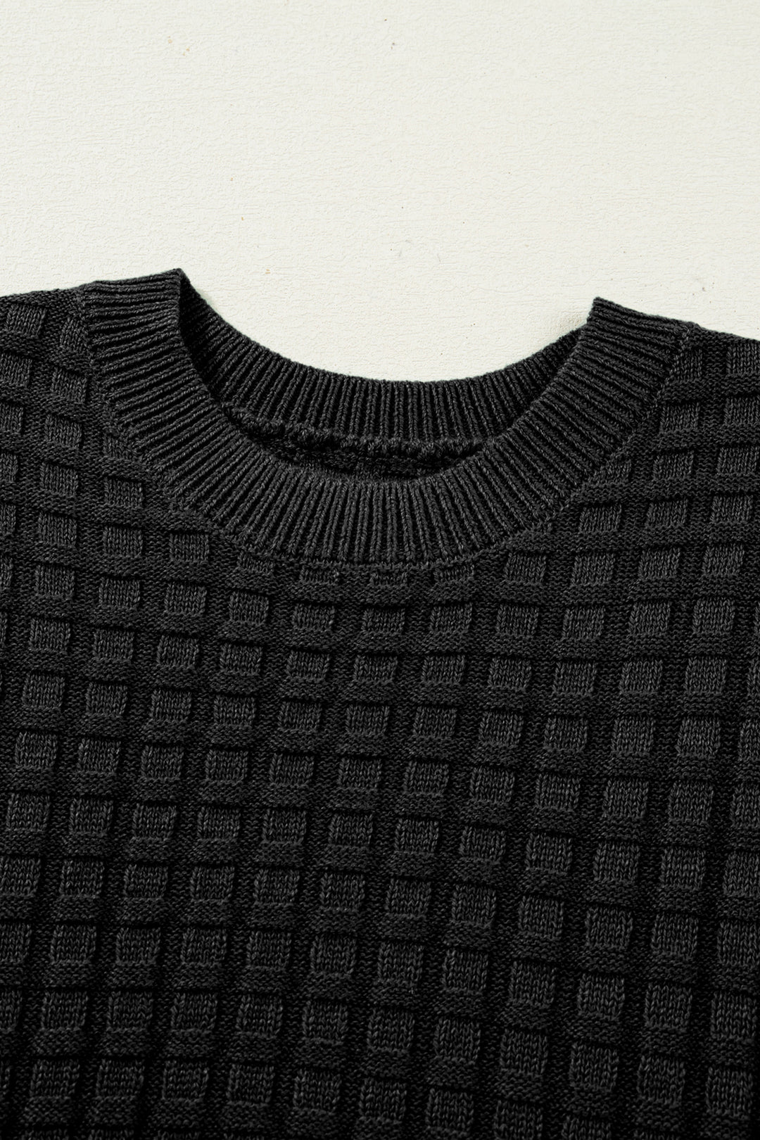 Black Solid Color Round Neck Textured Short Sleeve Sweater