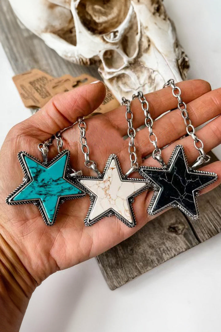 Collier chaîne avec pendentif en forme d'étoile