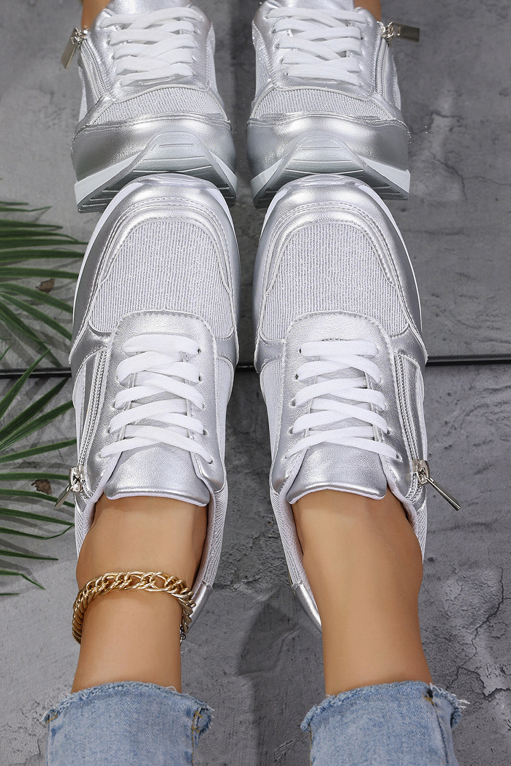 Schnür-Sneakers aus PU-Leder mit Patchwork-Reißverschluss