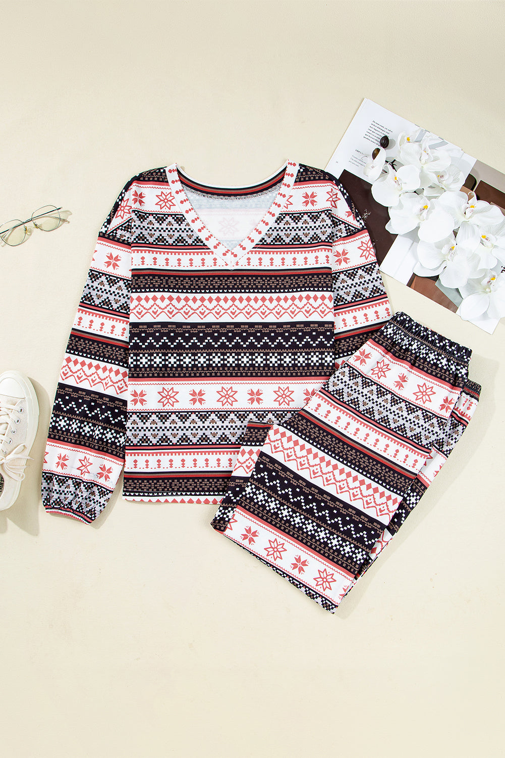 Black Retro Christmas Pattern Loose Pullover 2pcs Lounge Pant Set