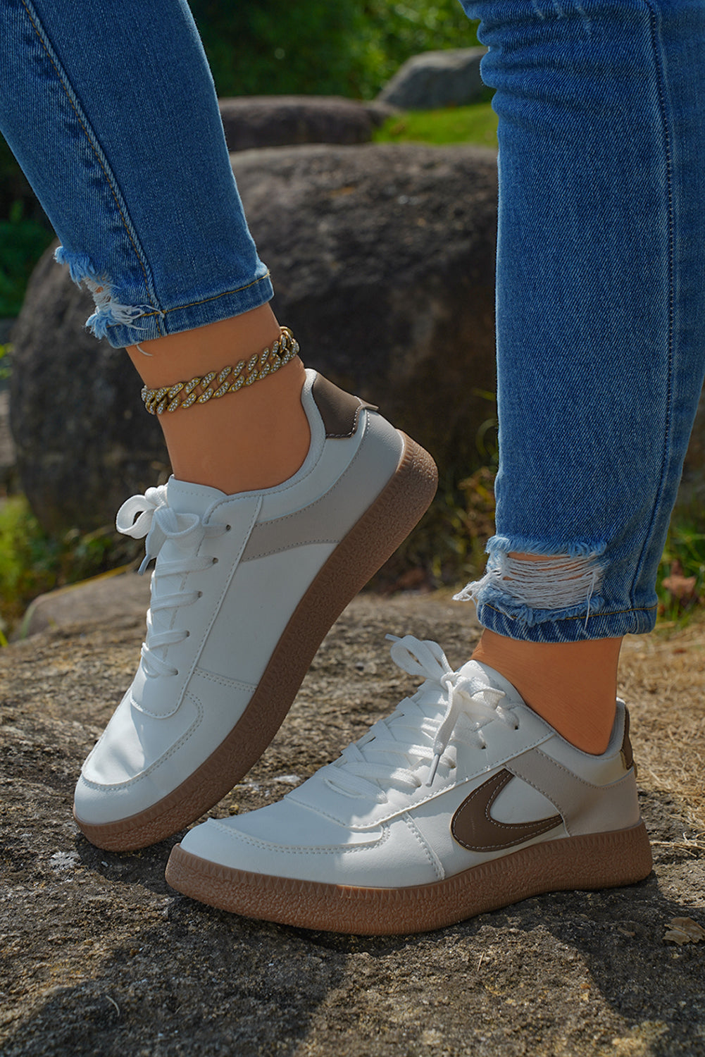Schnür-Sneakers aus PU-Leder mit Farbkontrast