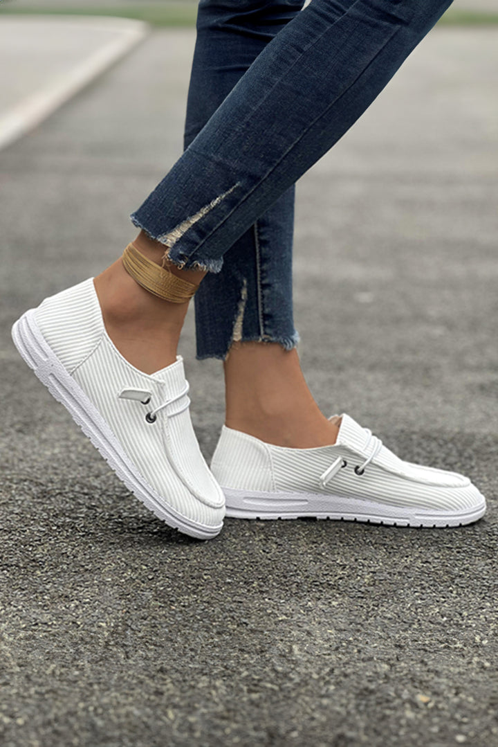 Slipper mit geripptem Schnürdekor