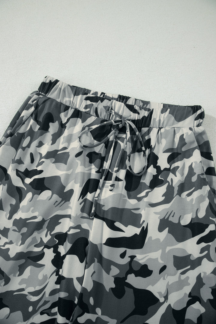 Green Camouflage Print Drawstring Casual Pants