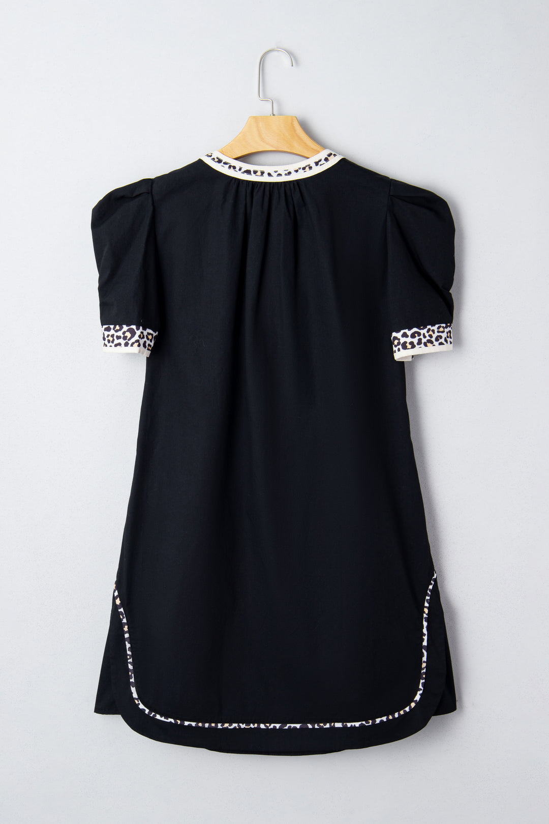 Leopard Trim Notched Neck Short Puff Sleeve Shift Mini Dress