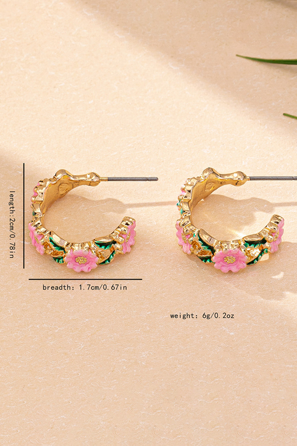 Boucles d'oreilles en alliage plaqué en forme de C à motif floral