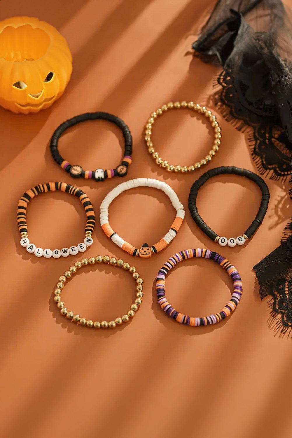Verspieltes 7-teiliges Halloween-Armbandset