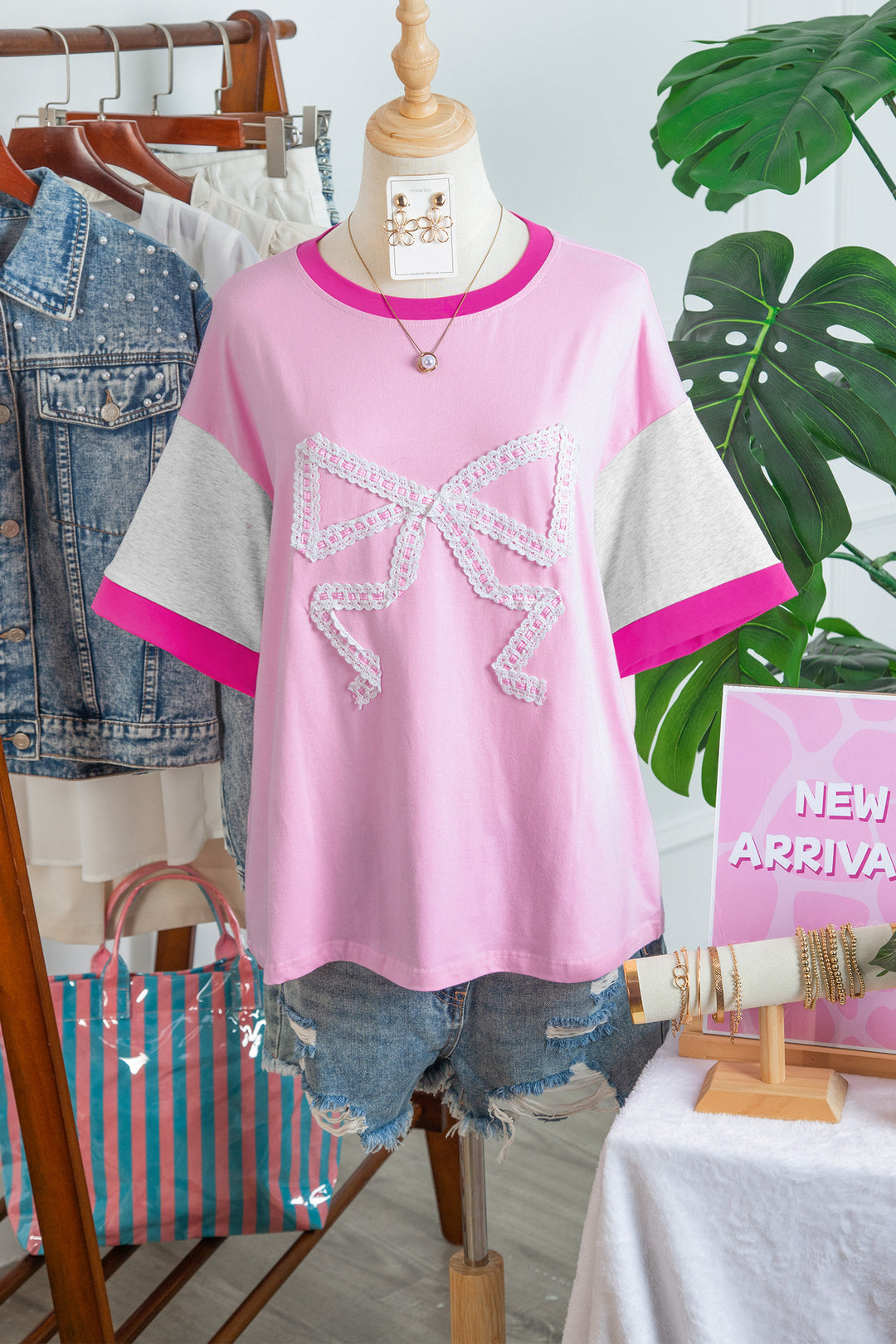 Gossamer Pink Embroidered Bow Detail Color Block Loose Tee
