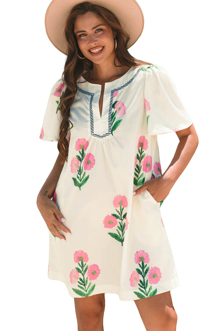 Mini-robe ample à manches courtes et col fendu à fleurs