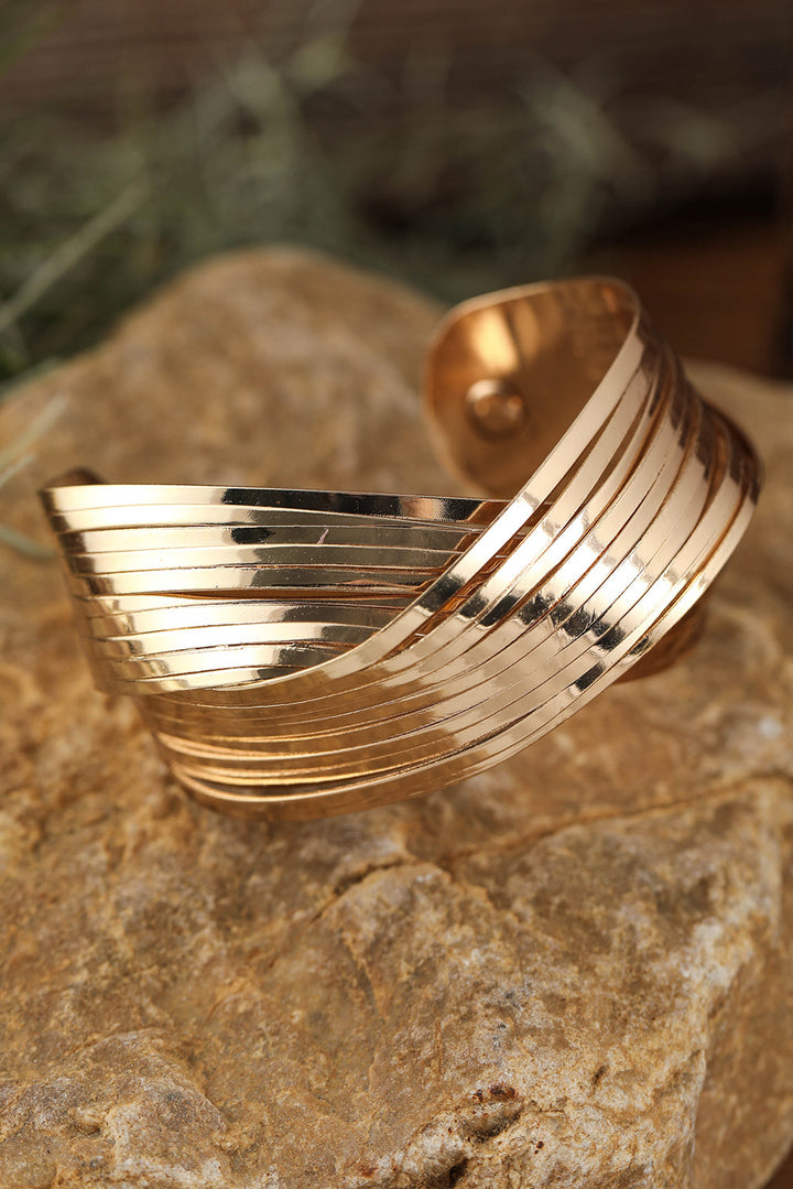 Strukturiertes Crossover-Armband aus Metall