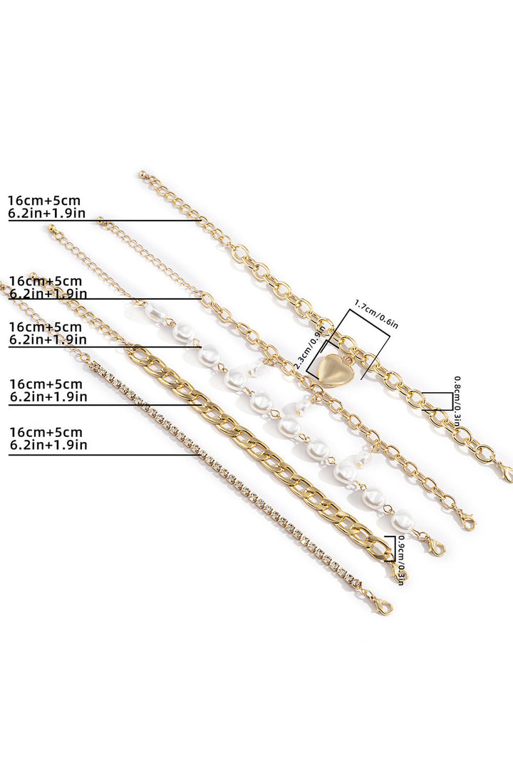 Armband-Set mit Herzanhänger und Perlen und Strass