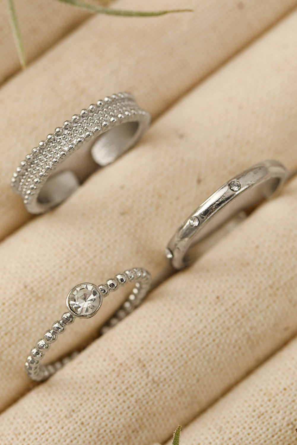 3 Stücke Ring Set mit Strasssteinen und Legierung
