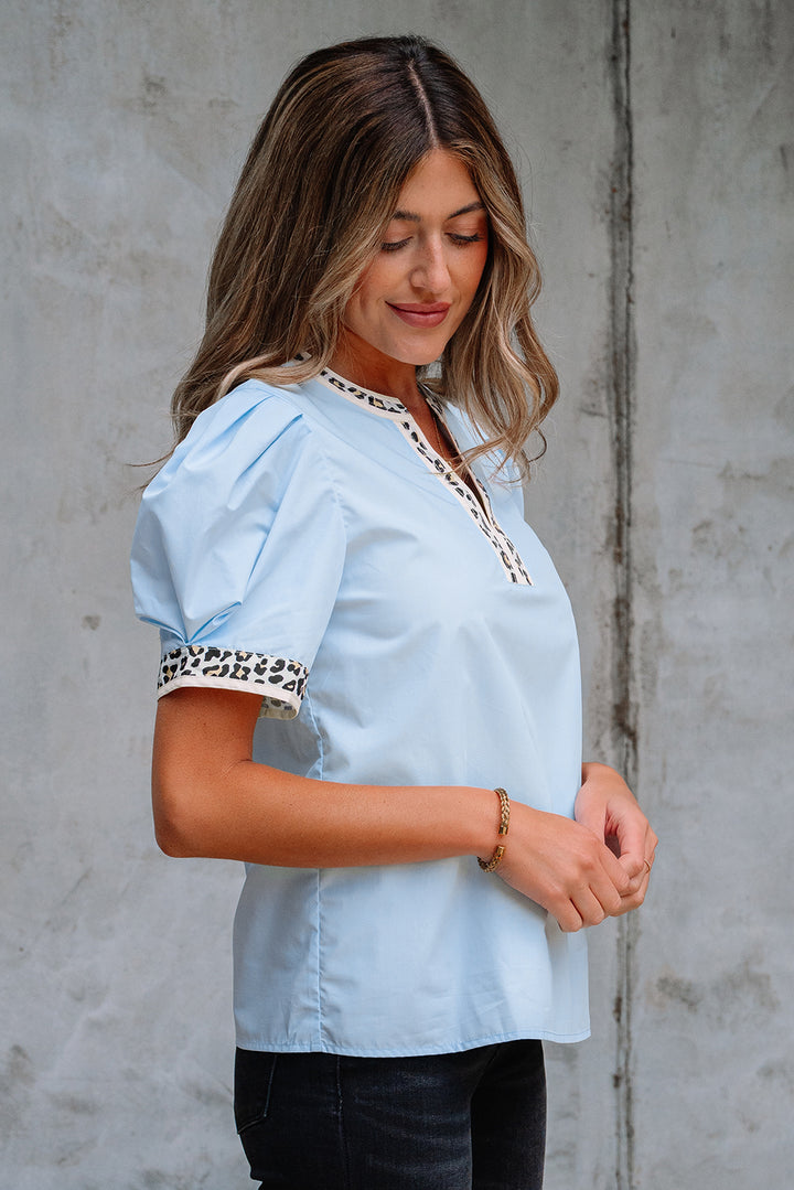 Contrast Leopard Trim Split Neck Puff Sleeve Blouse