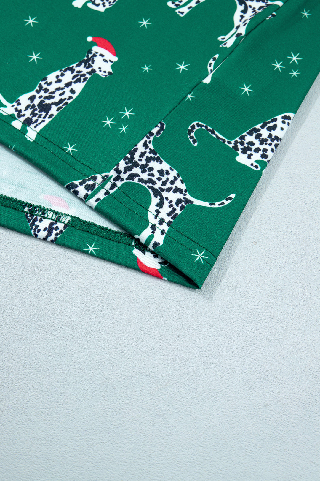 Green Long Sleeve Dog Print Two Piece Shift Lounge Set