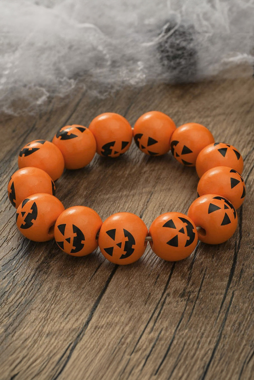Bracelet de perles en forme de visage de citrouille d'Halloween