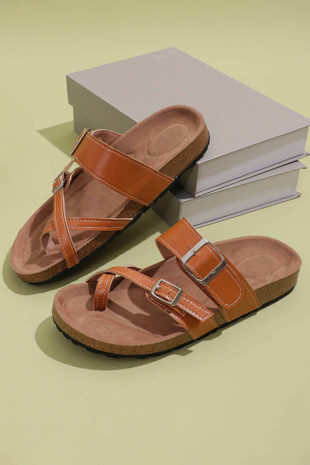 Suede Adjustable Strap Toe Ring Outdoor Slippers