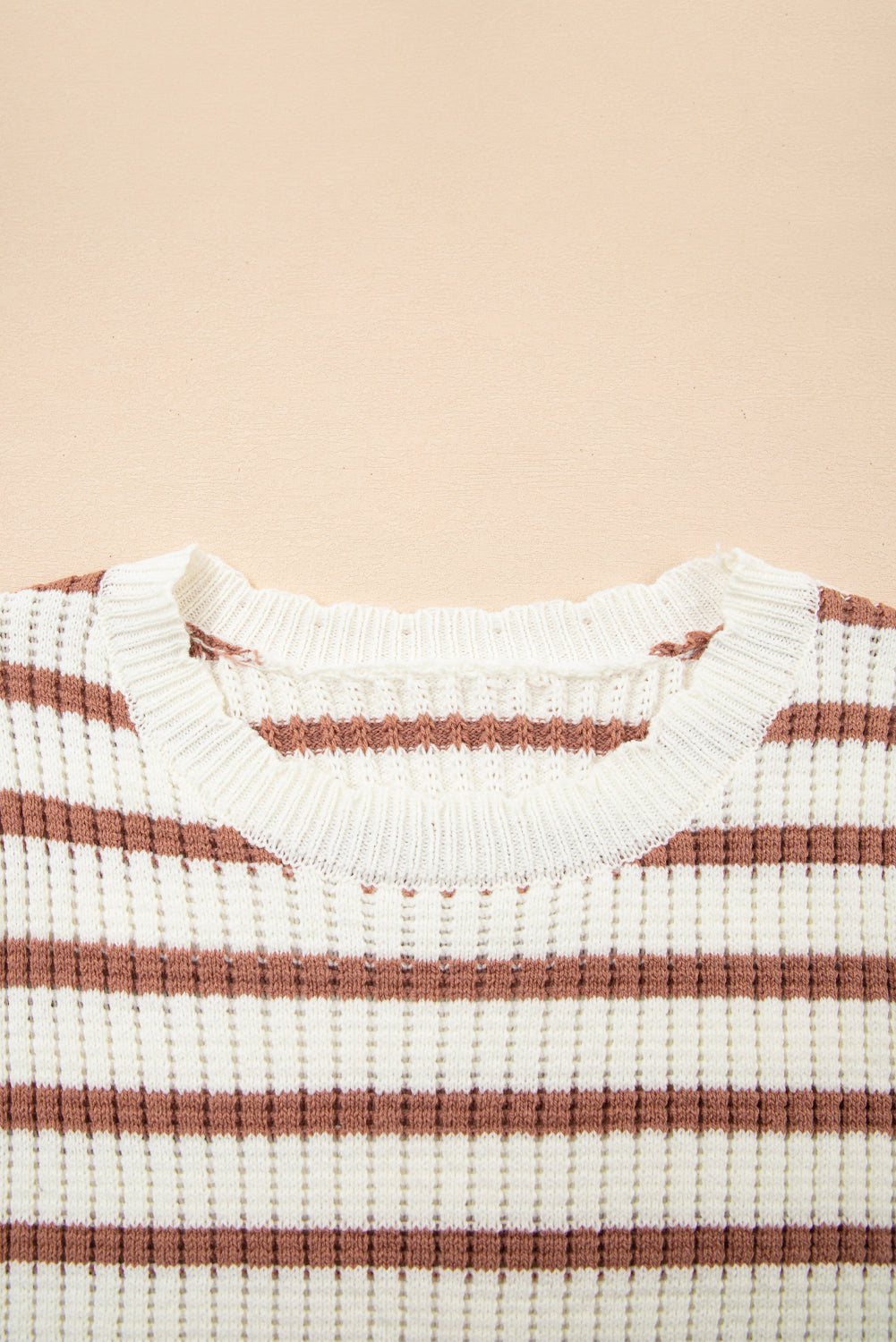 Scalloped Round Neck Short Sleeve Sweater