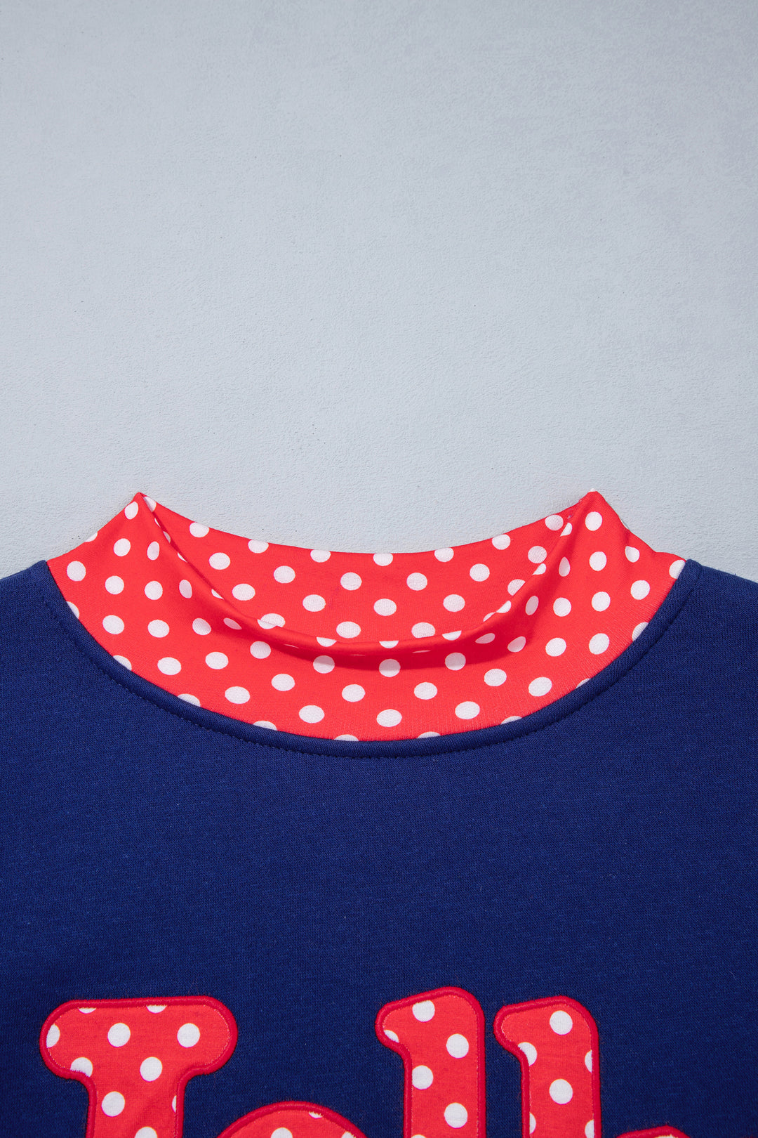 Dirty blue Polka Dot Letter Print Contrast Trim Mock Neck Sweatshirt
