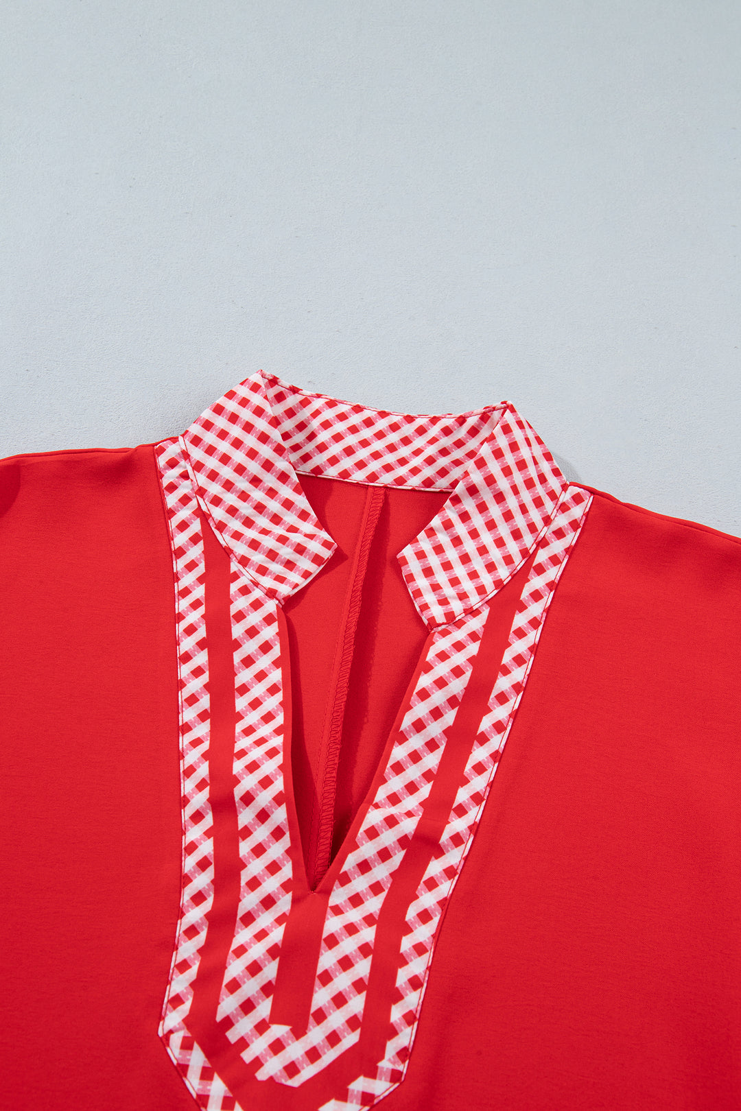 Red V Neck Plaid Collar Short Sleeve Tunic Blouse