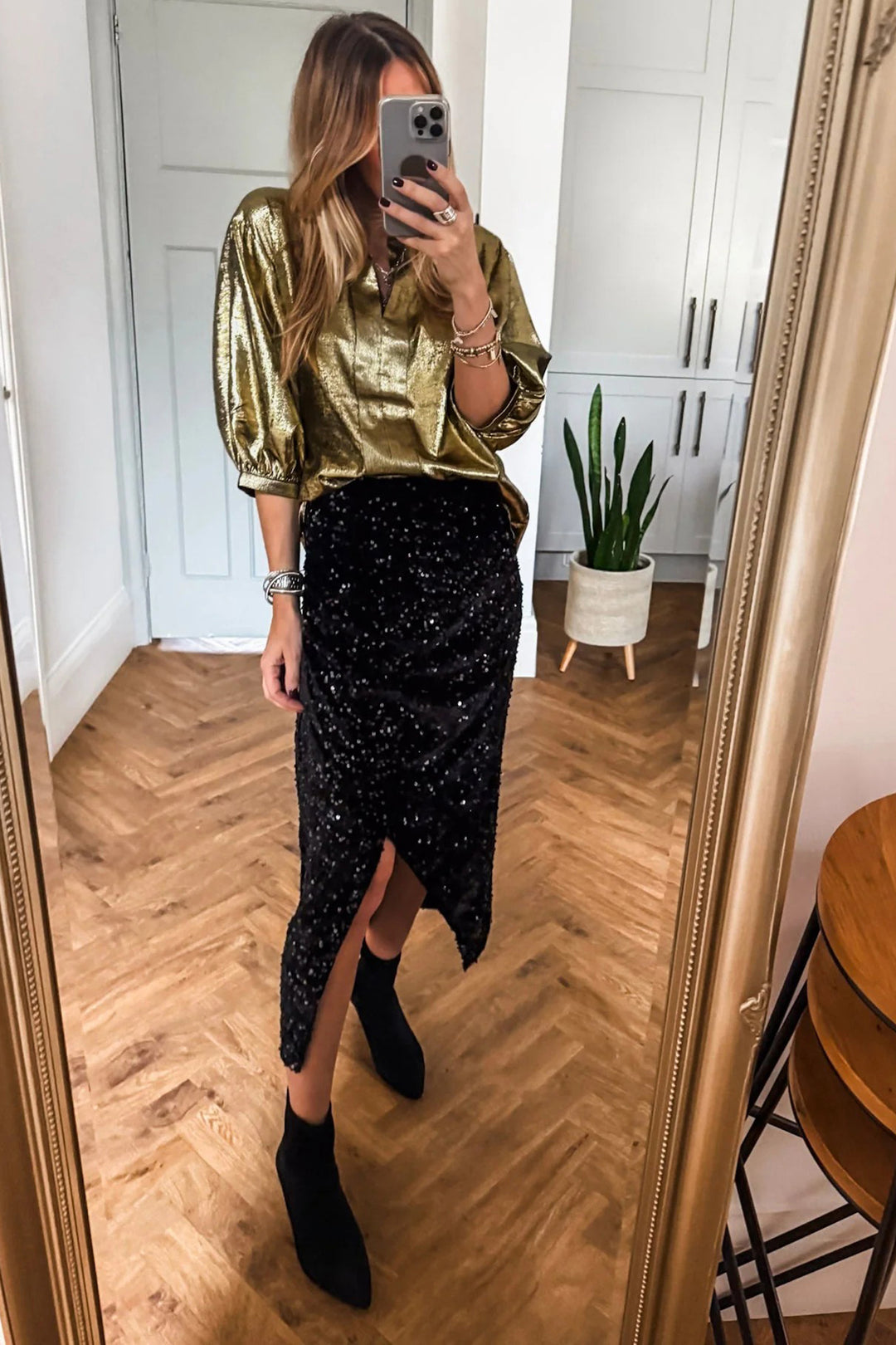 Metallic Split Neck Half Sleeve Blouse