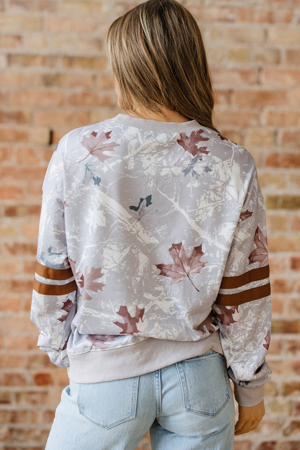 Maple Leaf Camo Print Varsity Striped Sleeve Casual Sweatshirt